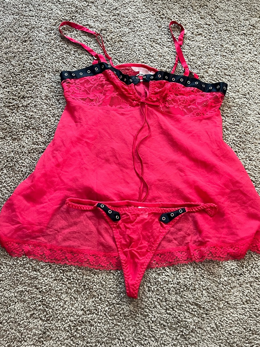 Vtg Victoria’s Secret Lingerie Set M Red Black Silk Mesh Grommet Detail